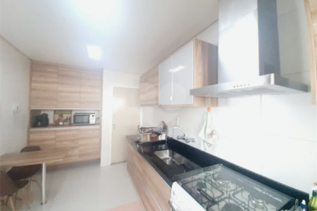 Apartamento à venda com 3 quartos em Moema, São Paulo, SP
