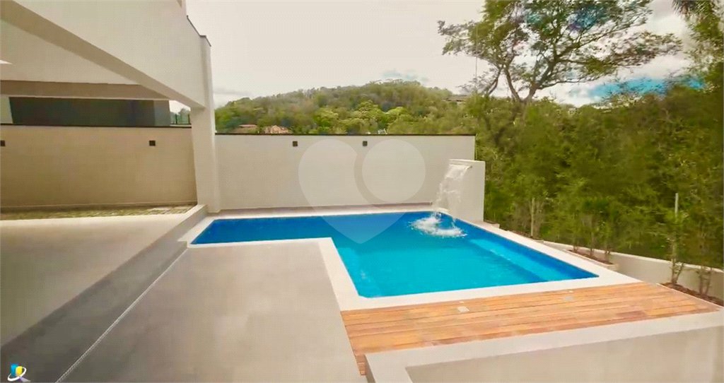 Casa à venda com 4 suítes no condomínio Reserva São Nicolau, Atibaia - SP