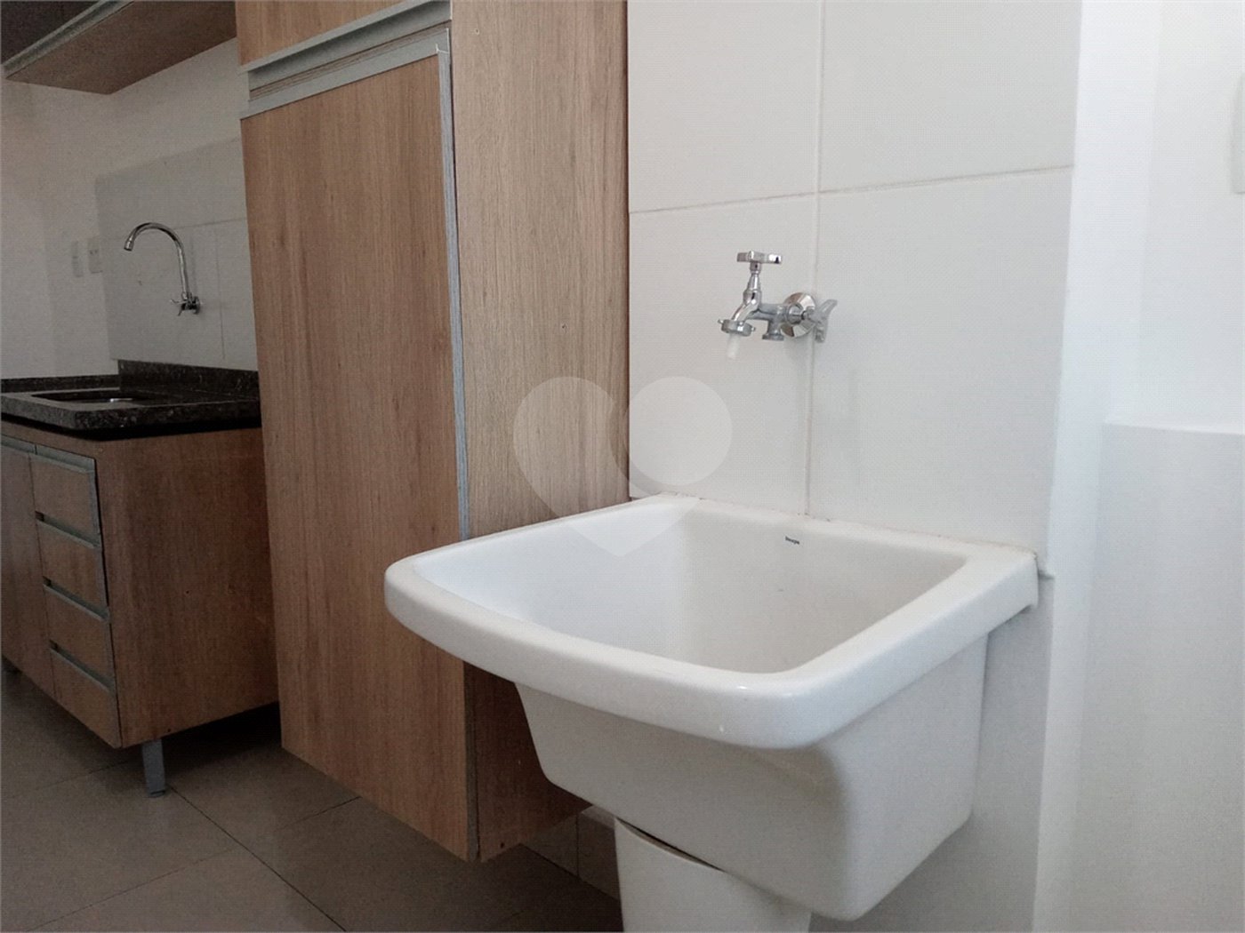 Apartamento para alugar com 2 quartos em Santa Claudina, Vinhedo, SP