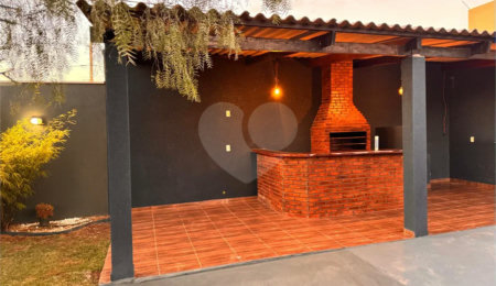 Casa à venda com 2 quartos em Jardim Ibirapuera, Ponta Porã, MS