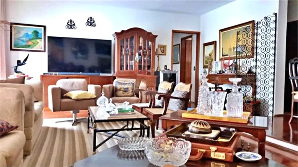 Apartamento à venda com 3 quartos, sendo 1 suíte, em Vila Andrade, São Paulo, SP