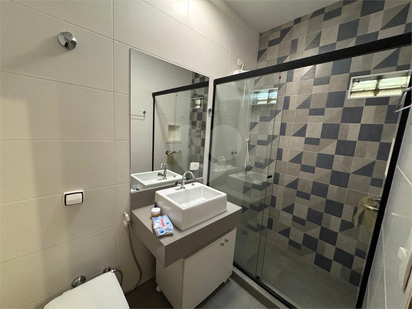 Casa Térrea à venda com 3 quartos, sendo 1 suíte,  em Vila Madalena, São Paulo, SP