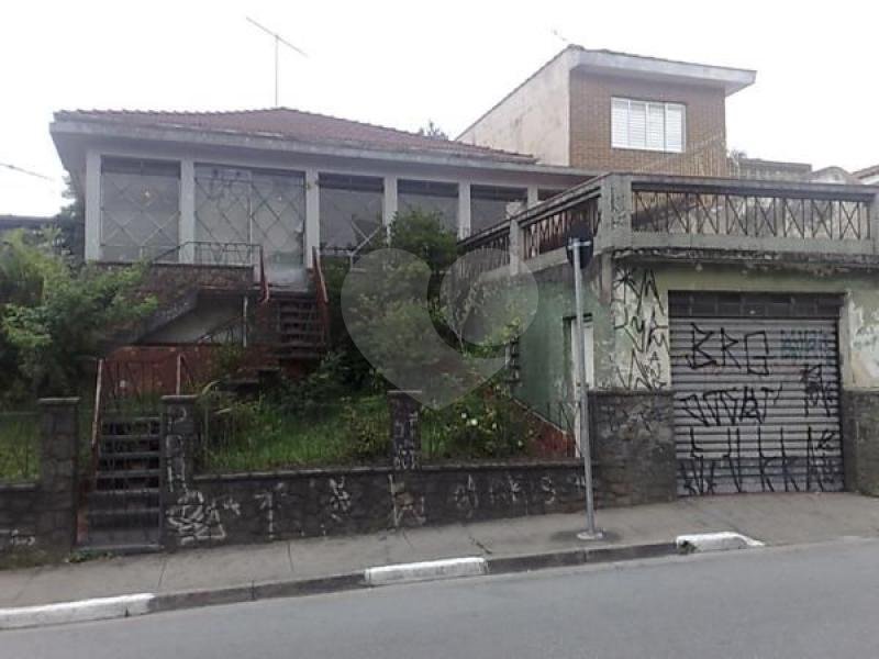 Sobrado à venda com 3 quartos em Parada Inglesa, São Paulo, SP