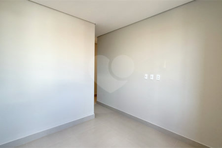 Casa à venda com 3 quartos, sendo 1 suíte, no condomínio Park Gran Reserve, Indaiatuba - SP