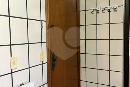 Apartamento à venda com 4 suítes em Vila Uberabinha, São Paulo, SP
