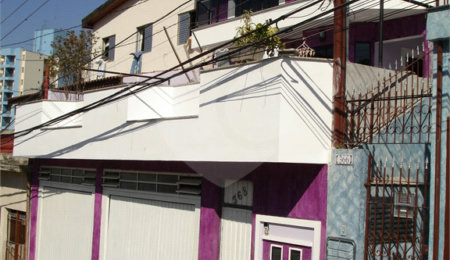 Casa à venda com 4 quartos, sendo 1 suíte,  em Vila Paulicéia, São Paulo, SP