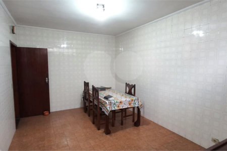 Casa Térrea à venda com 2 quartos em Jardim Marisa, São Paulo, SP