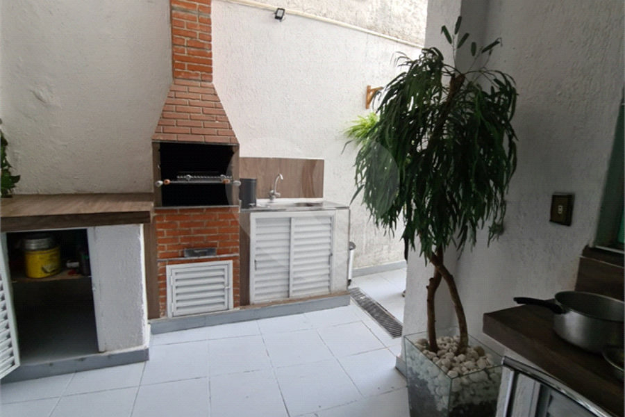 Sobrado à venda com 5 quartos, sendo 2 suítes, em Vila Guilherme, São Paulo, SP
