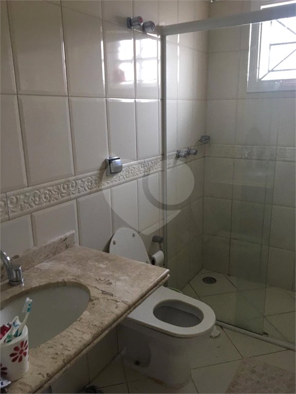Sobrado à venda com 4 quartos, sendo 1 suíte, em Tremembé, São Paulo, SP