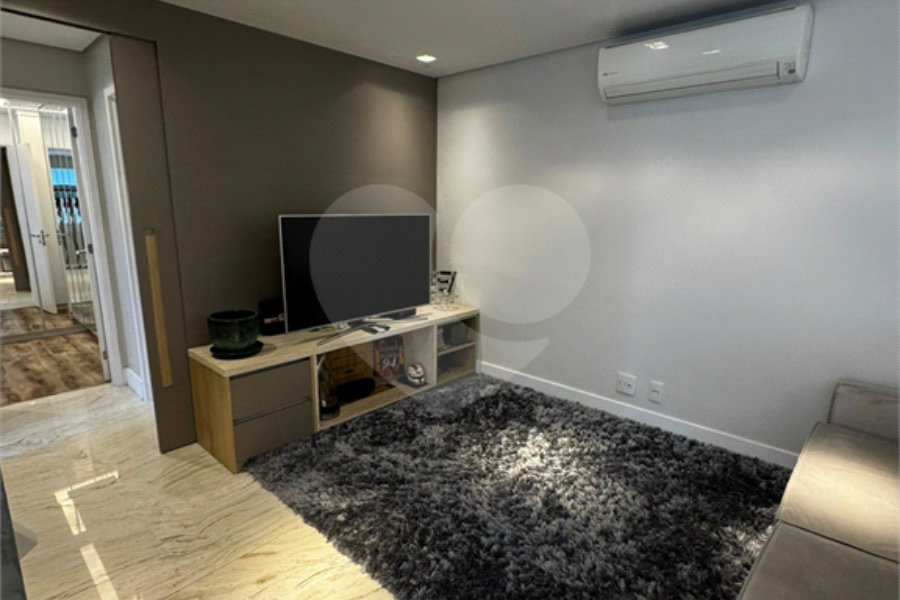 Apartamento à venda com 2 quartos, sendo 1 suíte, em Mooca, São Paulo, SP