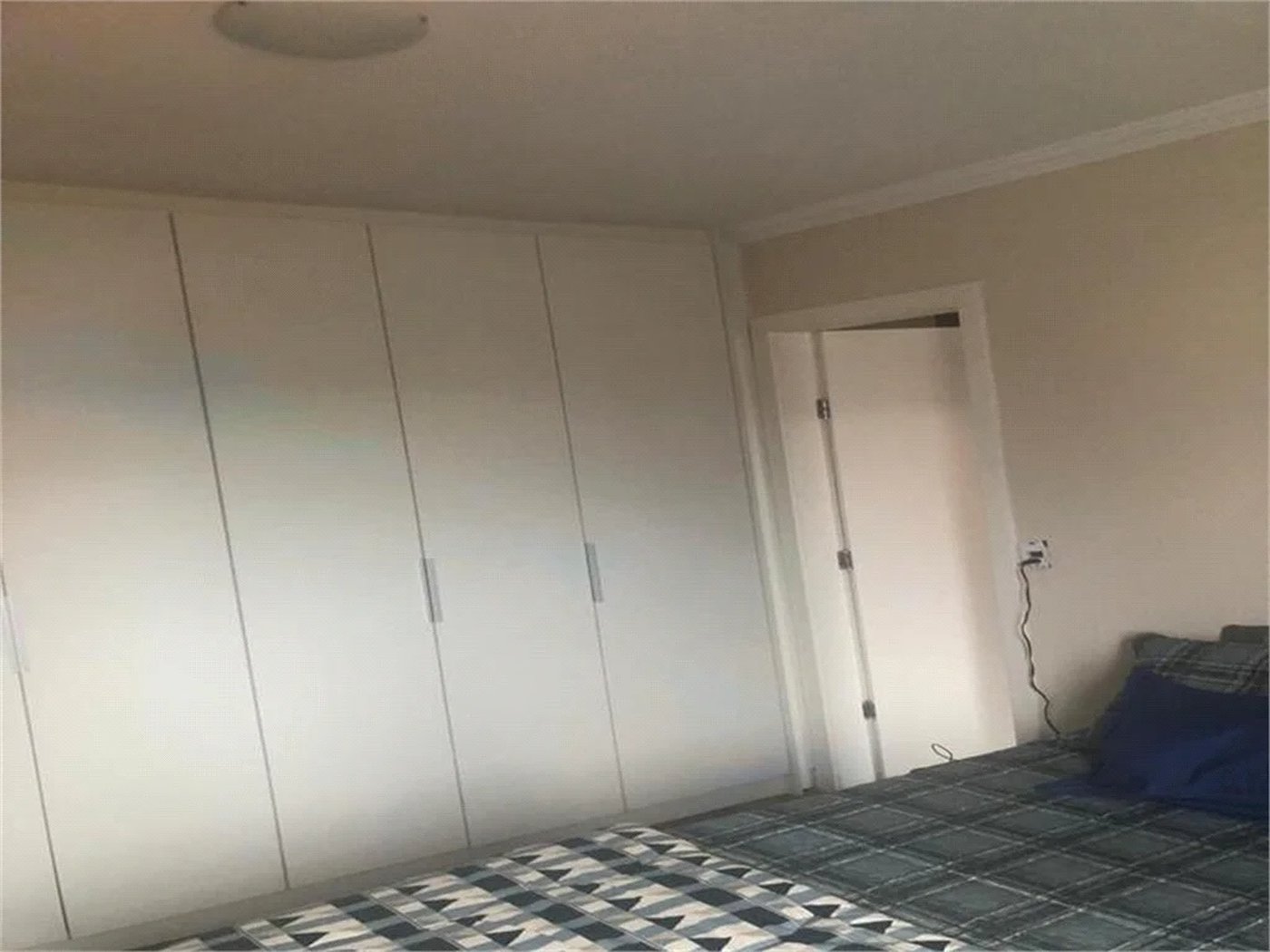 Casa à venda com 4 quartos, sendo 2 suítes, em Jardim Samara, São Paulo, SP