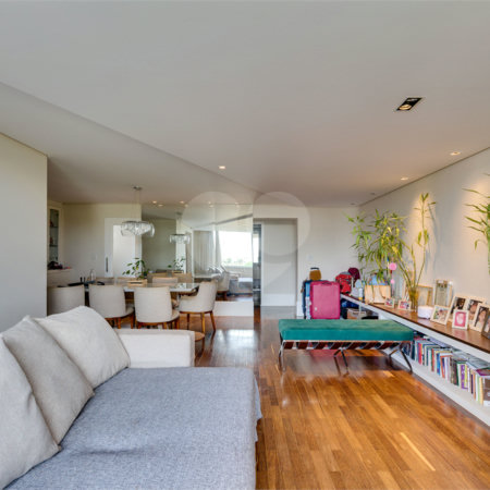 Apartamento à venda com 4 quartos, sendo 1 suíte, em Santo Amaro, São Paulo, SP