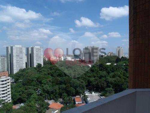 Apartamento à venda com 3 suítes em Vila Suzana, São Paulo, SP