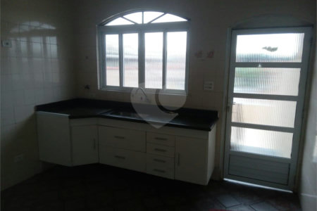Sobrado à venda com 3 quartos, sendo 1 suíte, em Vila Aurora (zona Norte), São Paulo, SP