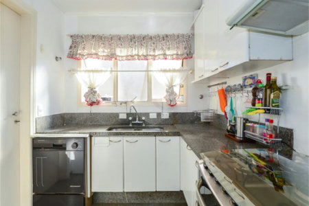Apartamento à venda com 3 suítes em Vila Suzana, São Paulo, SP