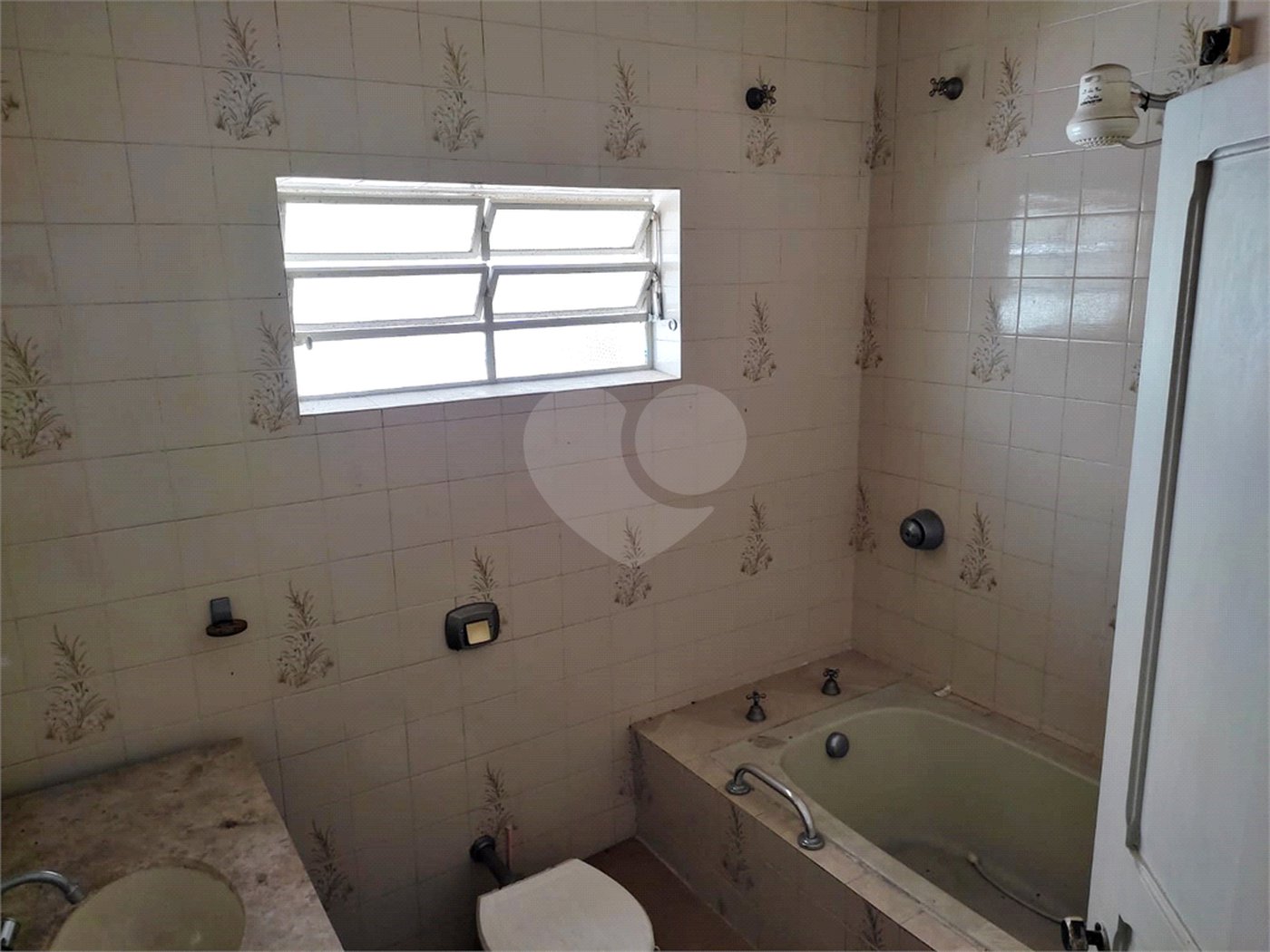 Casa Térrea à venda com 3 quartos em Horto, São Paulo, SP