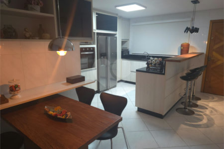 Sobrado à venda com 3 quartos, sendo 1 suíte, em Alto da Mooca, São Paulo, SP