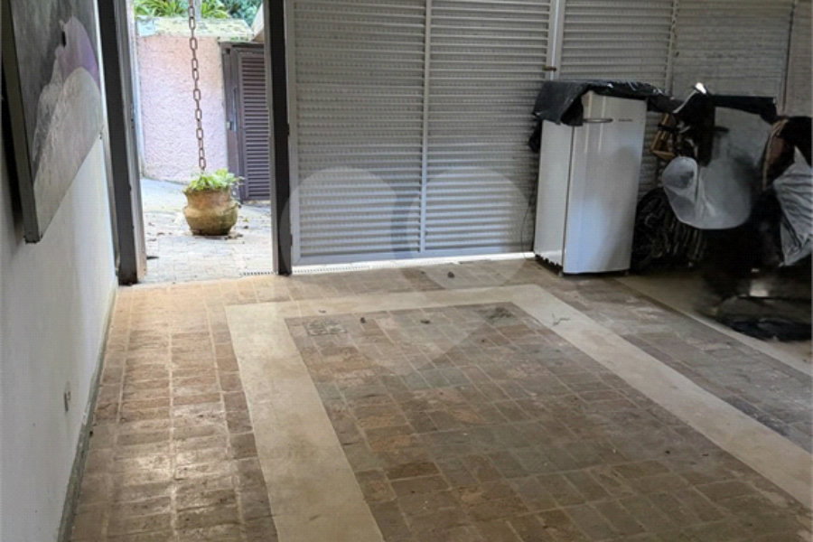Casa à venda com 6 suítes em Massaguaçu, Caraguatatuba, SP