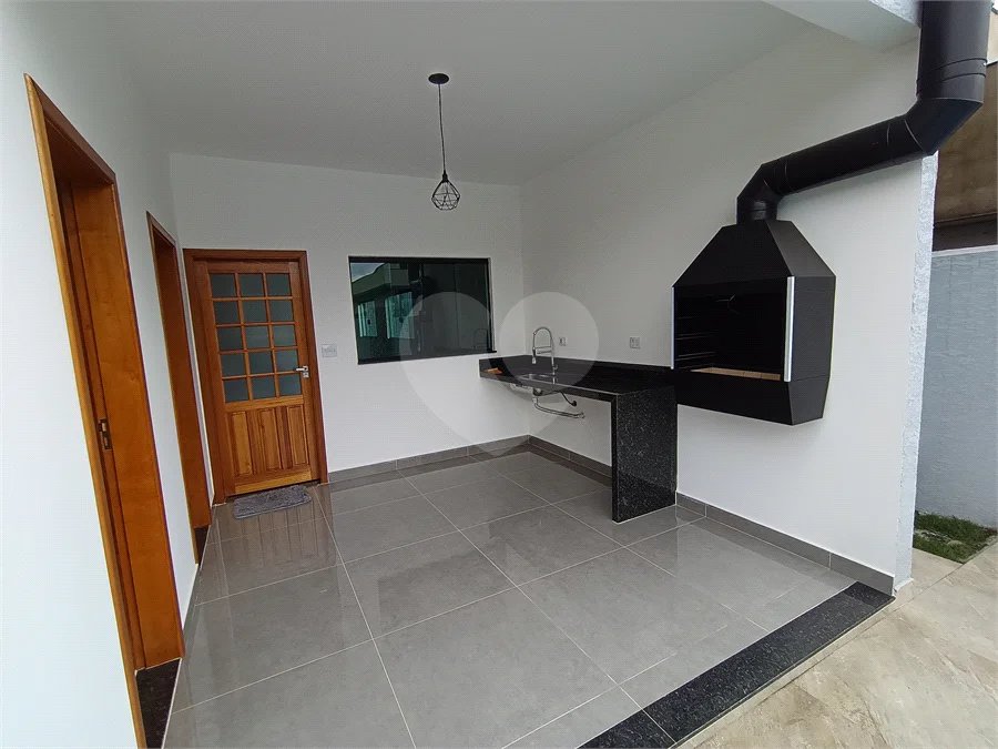 Casa à venda com 3 quartos, sendo 1 suíte, em Loteamento Parque Serras de Atibaia I, Atibaia, SP