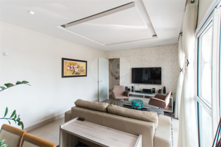 Apartamento à venda com 3 quartos, sendo 1 suíte, em Vila Maria Alta, São Paulo, SP