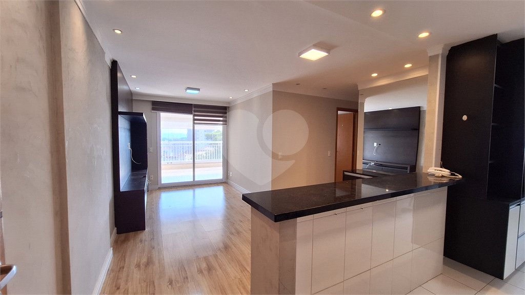 Apartamento à venda com 2 quartos, sendo 1 suíte,  em Vila Leonor, São Paulo, SP