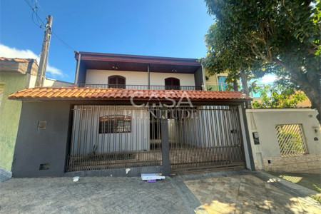 Sobrado à venda com 3 quartos, sendo 1 suíte, em Wanel Ville, Sorocaba, SP