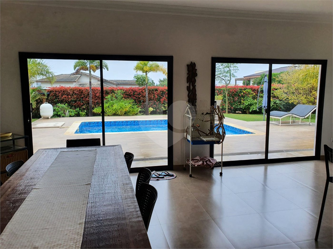 Casa à venda com 3 suítes no condomínio Village Ipanema 1, Araçoiaba da Serra - SP