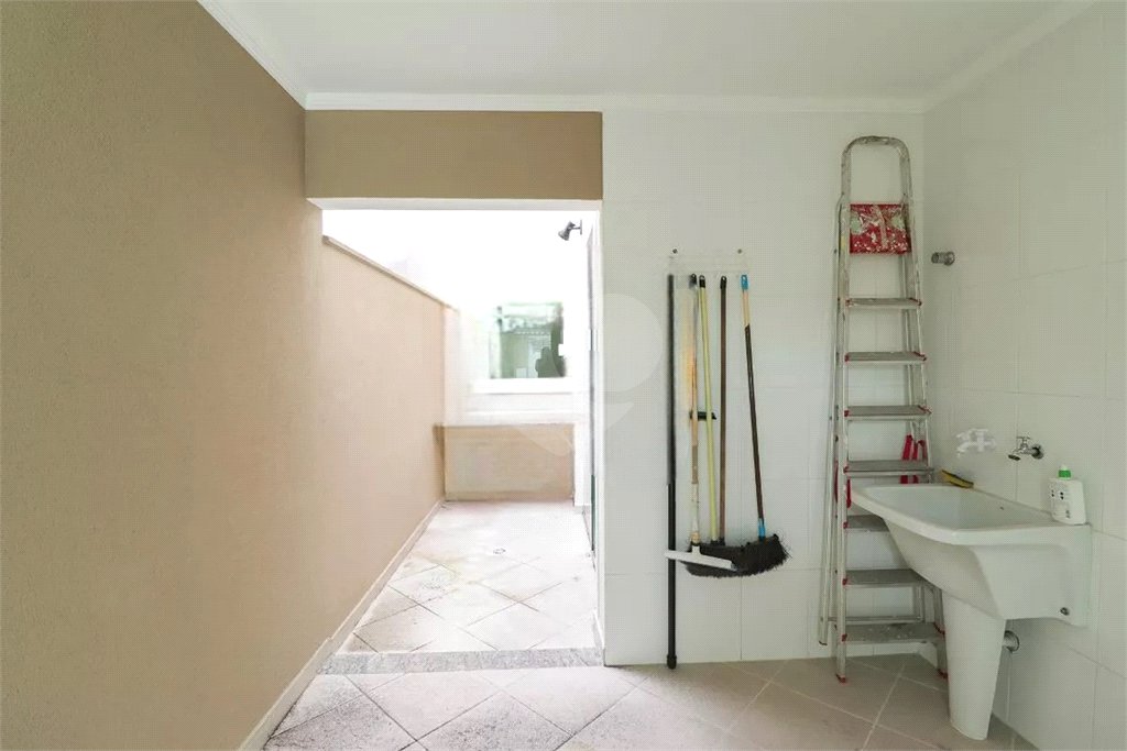 Sobrado à venda com 4 quartos, sendo 3 suítes, em Tucuruvi, São Paulo, SP