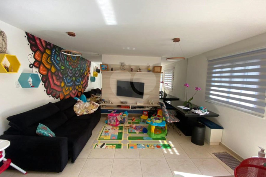 Sobrado à venda com 2 quartos em Tremembé, São Paulo, SP