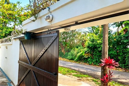 Casa à venda com 3 quartos, sendo 1 suíte, em Vargem Pequena, Rio de Janeiro, RJ
