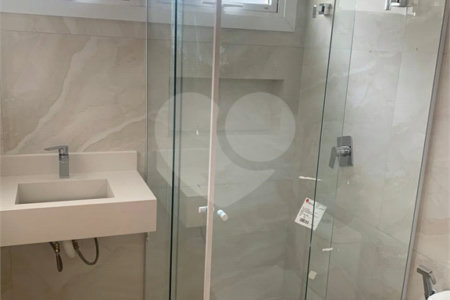 Casa à venda com 3 suítes no condomínio Quadra Real, Atibaia - SP