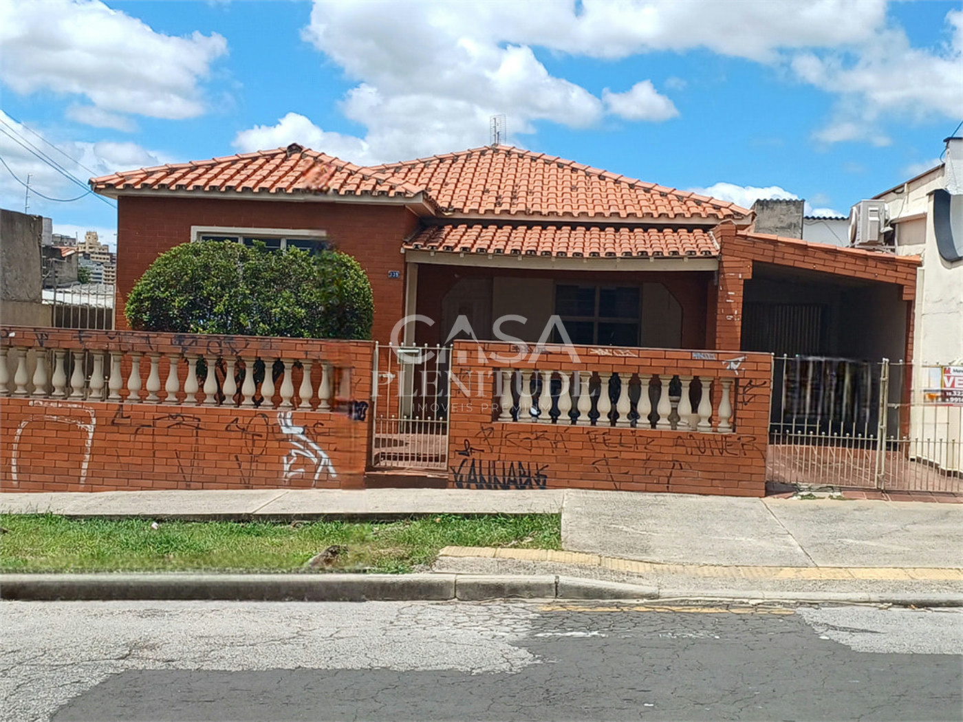 Casa à venda com 4 quartos em Vila Trujillo, Sorocaba, SP