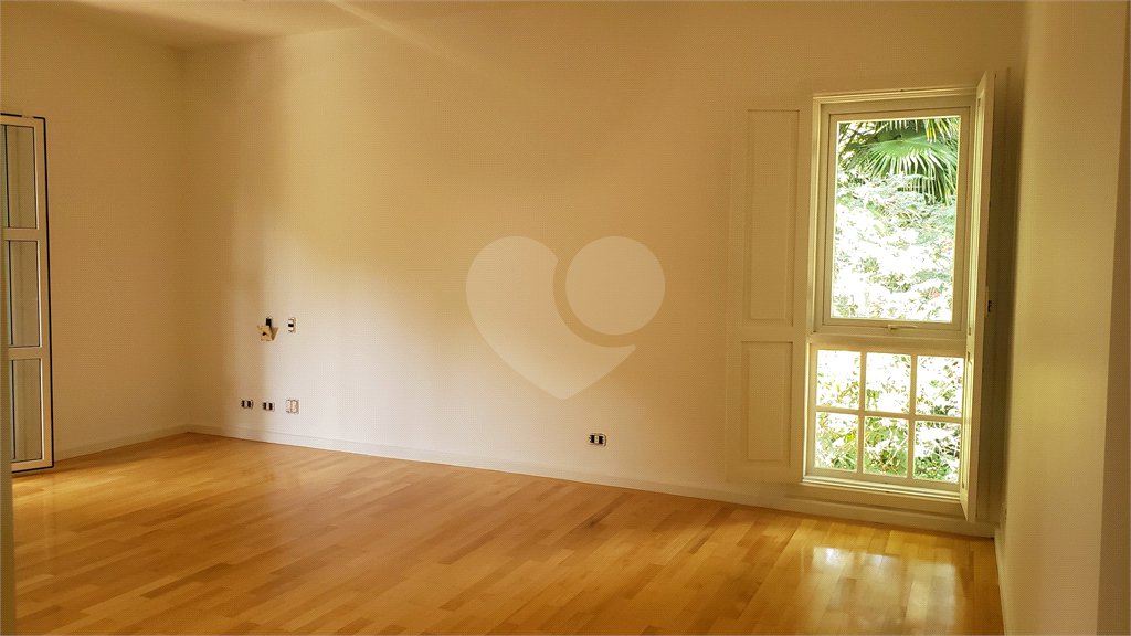 Casa à venda com 4 suítes no condomínio Jatoba, São Paulo - SP