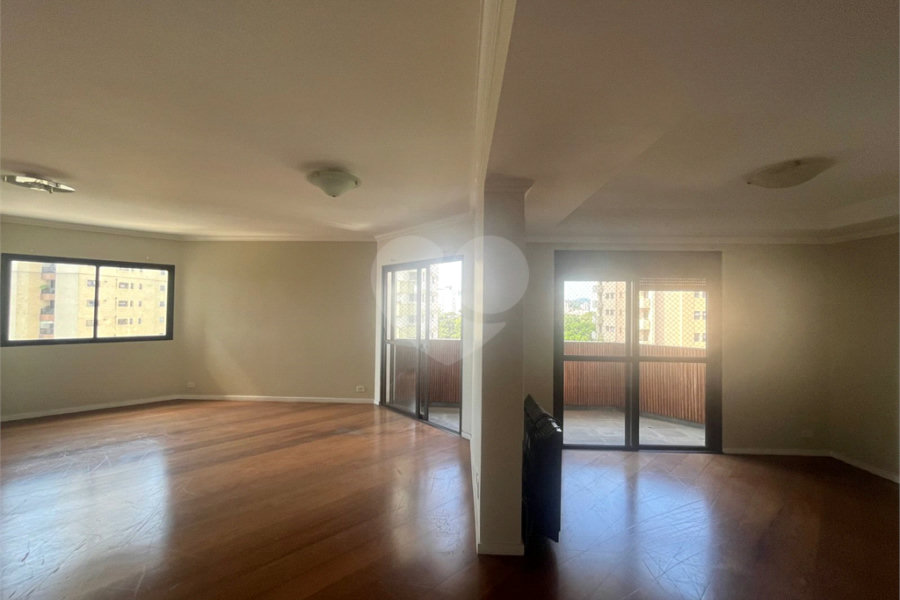 Apartamento à venda com 4 quartos, sendo 3 suítes, em Santana, São Paulo, SP