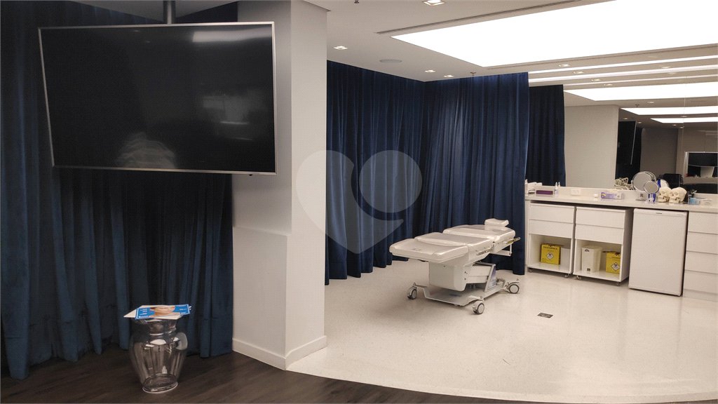 Sala comercial para locação em Moema