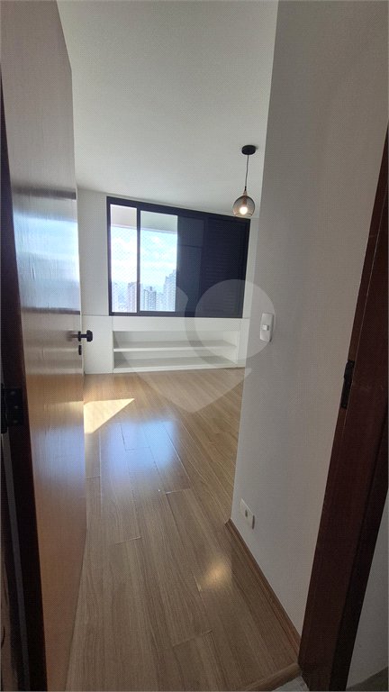 Apartamento à venda ou para alugar com 3 quartos, sendo 2 suítes, em Vila Romana, São Paulo, SP