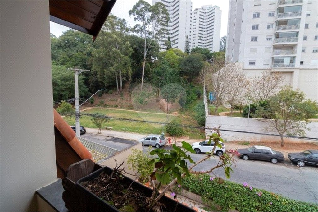 Casa à venda com 3 suítes em Jardim das Vertentes, São Paulo, SP