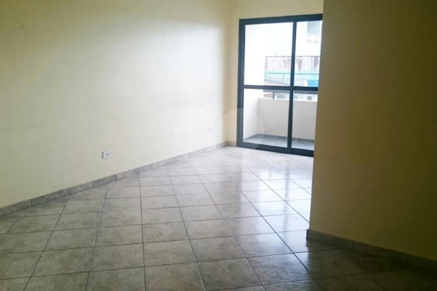 Apartamento de 70m2 no Mandqui de 3 dormitórios, sala com sacada e 2 vagas garagem