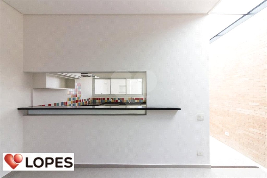 Casa à venda com 3 suítes em Santana, São Paulo, SP