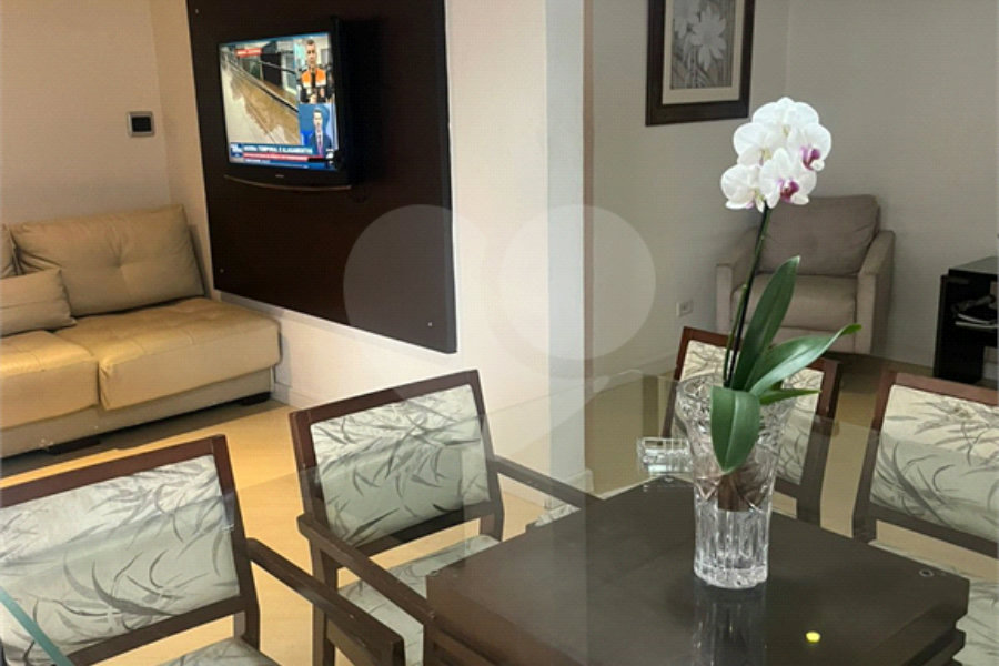 Apartamento à venda com 2 quartos, sendo 1 suíte,  em Santana, São Paulo, SP