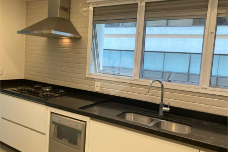 Apartamento para alugar com 3 suítes em Granja Julieta, São Paulo, SP