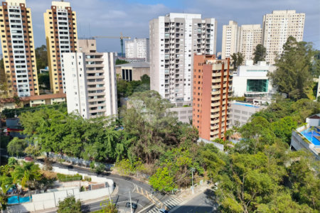 Apartamento à venda com 2 quartos, sendo 1 suíte,  em Vila Andrade, São Paulo, SP