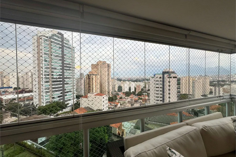 Apartamento à venda com 3 suítes em Santa Teresinha, São Paulo, SP