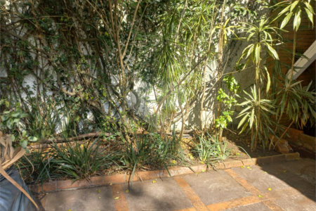 Casa à venda com 3 quartos, sendo 2 suítes, em Morumbi, São Paulo, SP