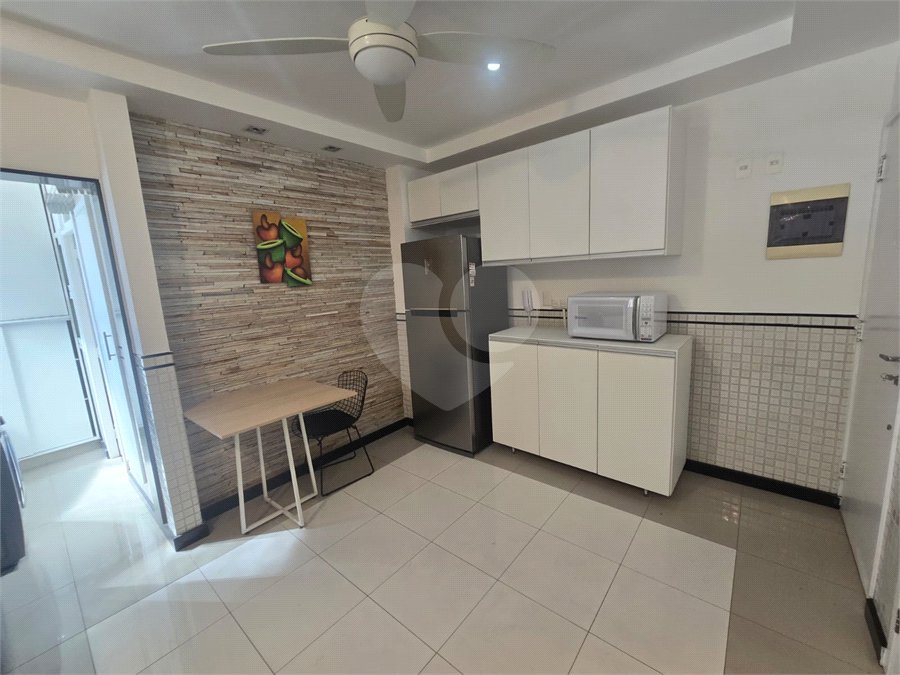 Apartamento à venda ou para alugar com 2 quartos, sendo 1 suíte, em Leblon, Rio de Janeiro, RJ