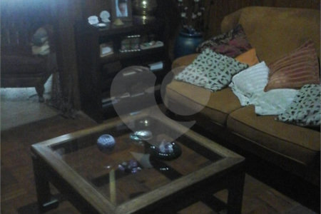 Casa à venda com 3 quartos, sendo 1 suíte, em Vila Santista, Atibaia, SP