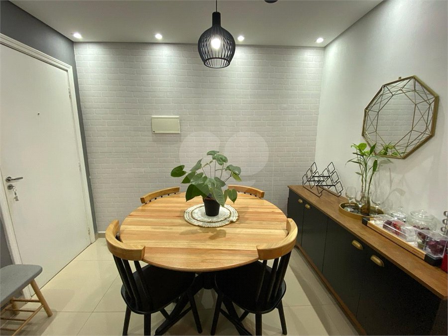 Apartamento à venda com 2 quartos em Vila Roque, São Paulo, SP