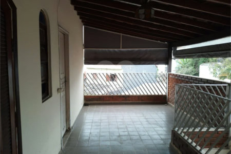 Sobrado à venda com 4 quartos em Parada Inglesa, São Paulo, SP