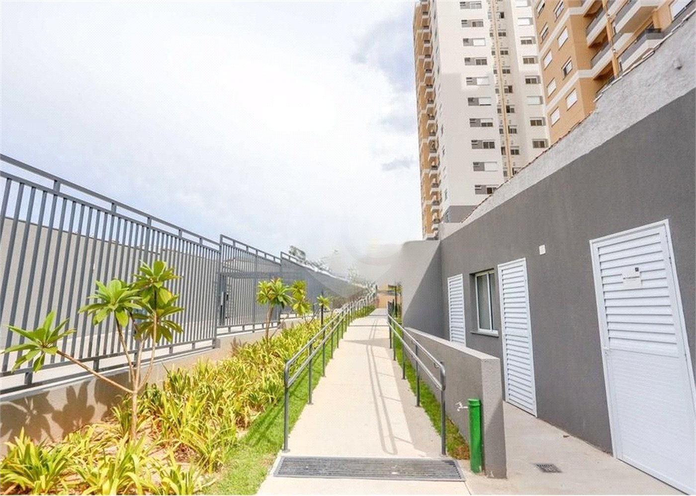 Apartamento à venda com 3 quartos em Jardim Santa Rosália, Sorocaba, SP