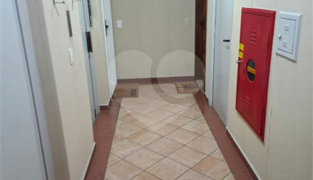 Apartamento à venda com 3 quartos, sendo 1 suíte,  em Vila Mariana, São Paulo, SP